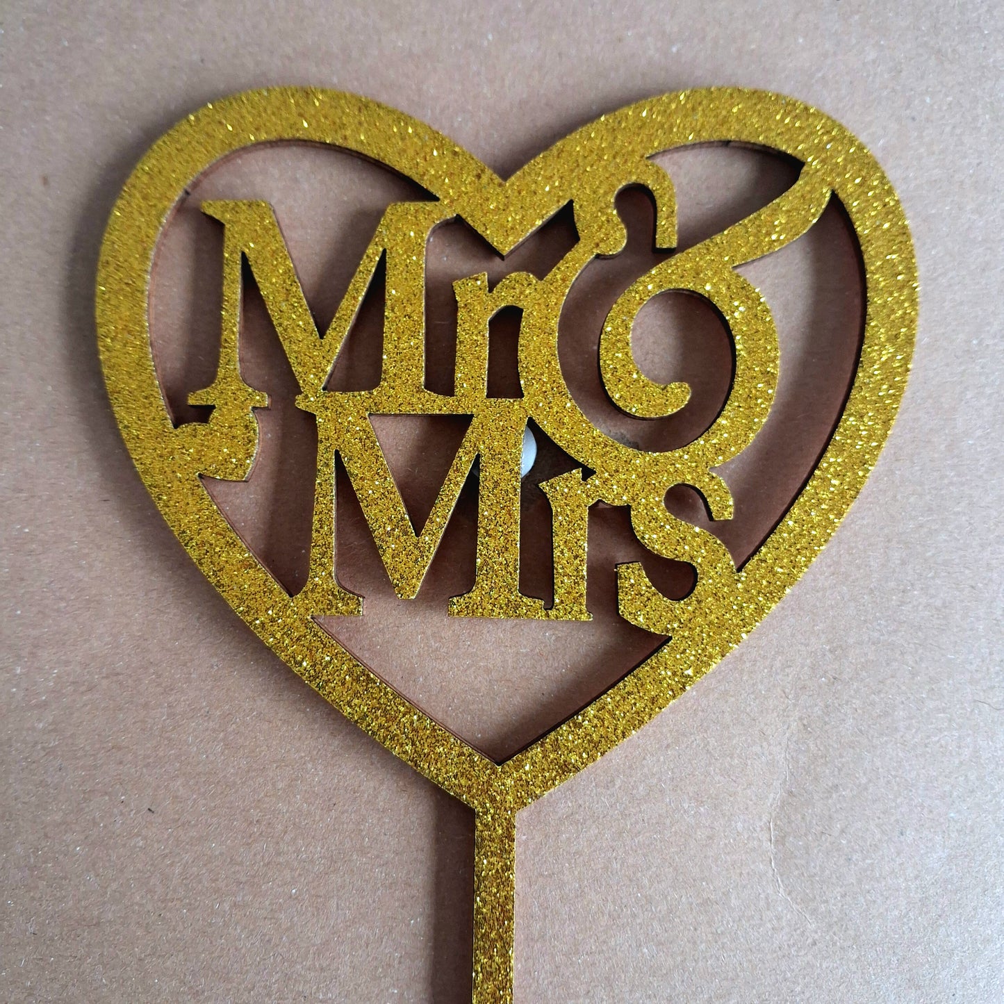 Mr&Mrs Heart Topper